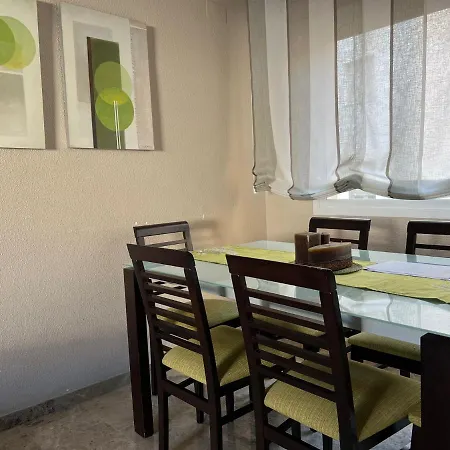 Piso Familiar Con Perfecta Ubicacion קורדובה