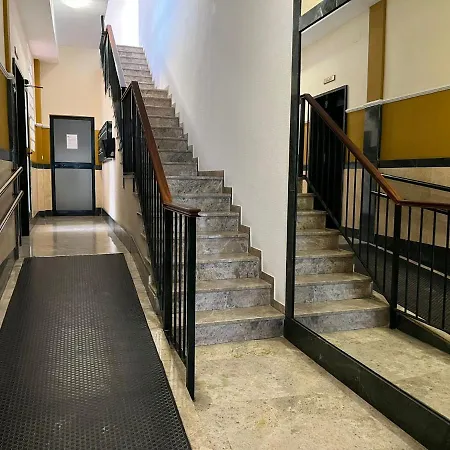 Apartamento Piso Familiar Con Perfecta Ubicación